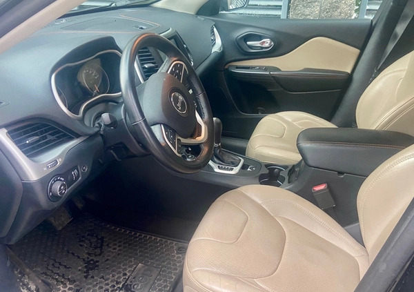Jeep Cherokee cena 79000 przebieg: 148000, rok produkcji 2016 z Warszawa małe 277